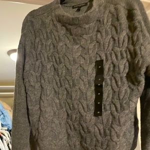 Banana Republic New Sweater!! Medium Grey.